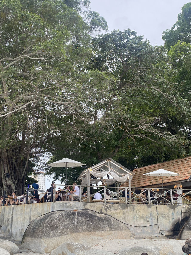 Oceano Symphony ร้านอาหารนั่งชิลล์ติดทะเลในปีนัง