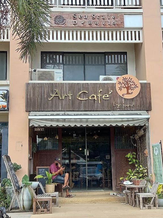 June's Artistic Samui Escape