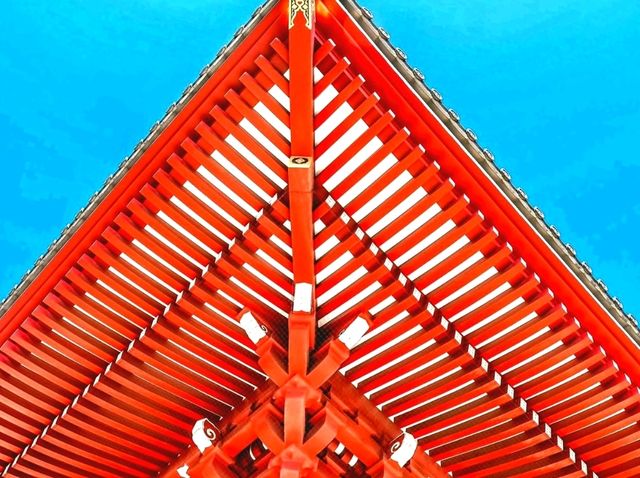 Into the Sacred halls of Senso-ji Temple