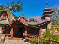 The Mesmerizing Fantasy springs in Tokyo Disney Sea