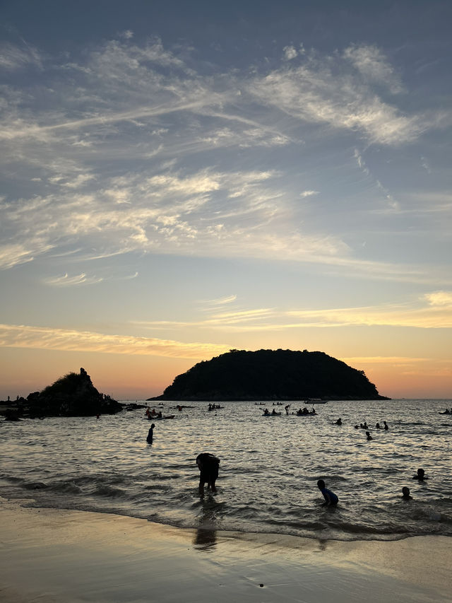 Yanui Beach Phuket 🌊🌴🐠