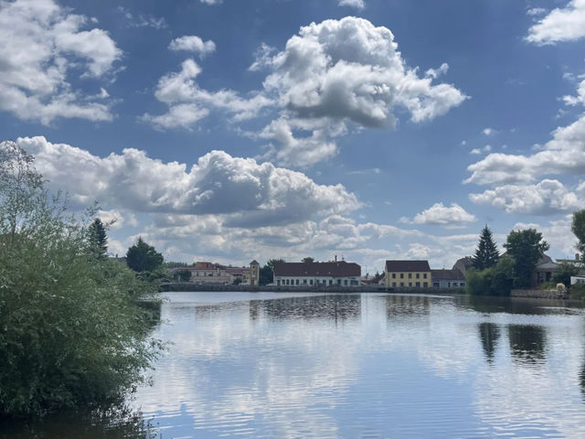 Telč: A Renaissance Fairytale & The "Town of Love"! 🇨🇿🏰