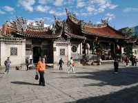 🙏 : Lungshan Temple เที่ยวไต้หวัน 