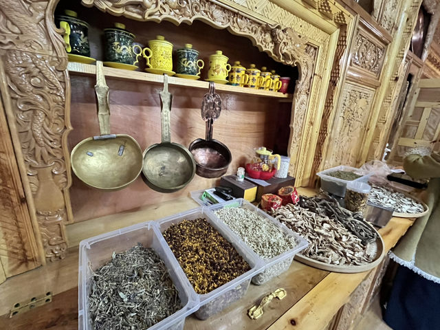 🌄 Immersive Tibetan Lunch & Local Culture at Kangba Folk Village | Daocheng 稻城