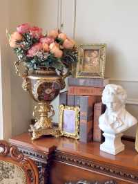 Three-Storey Vintage Charm Just Minutes from the Checkpoint