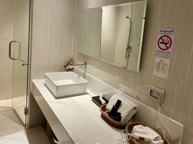 relax miracle lounge at suvarnabhumi airport