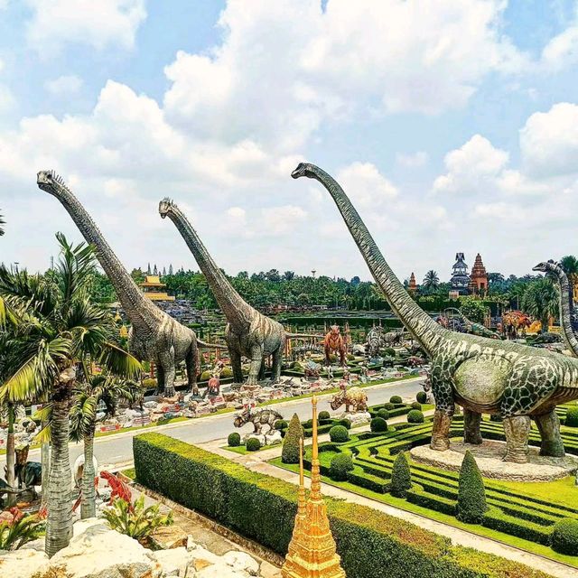 Jungle and Dinosaur Surprises at Nong Nooch