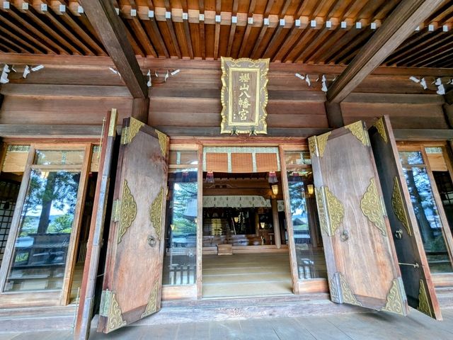 高山 | 櫻山八幡宮，巨大鳥居與古老的神社