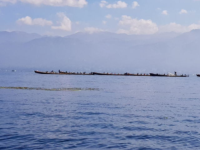 🌿 Discover Inle Lake, Myanmar: A Journey Through Floating Life 🌊