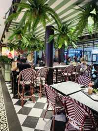 A Stylish Pre-Flight Stop at Chef Wan Cafe