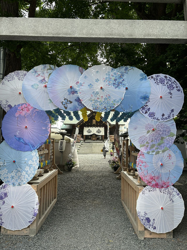 札幌　お花が沢山　写真映え♪札幌諏訪神社
