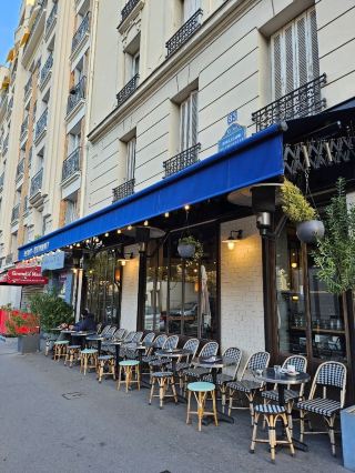 Brunch places near the Eiffel Tower