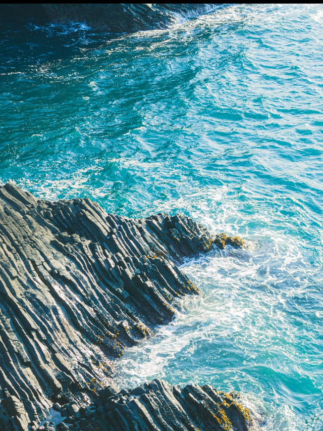 【七ツ釜】自然が創り出した神秘の海食洞窟🌊🛥️