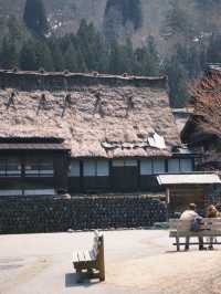 🏡 หมู่บ้าน Shirakawa-go – โลกนิทานมีอยู่จริง ❄️