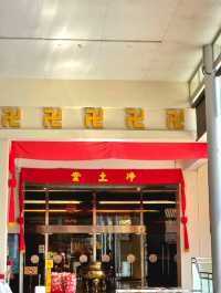 The Majestic Pagoda of 10000 Buddhas, a symbol of serenity and grandeur