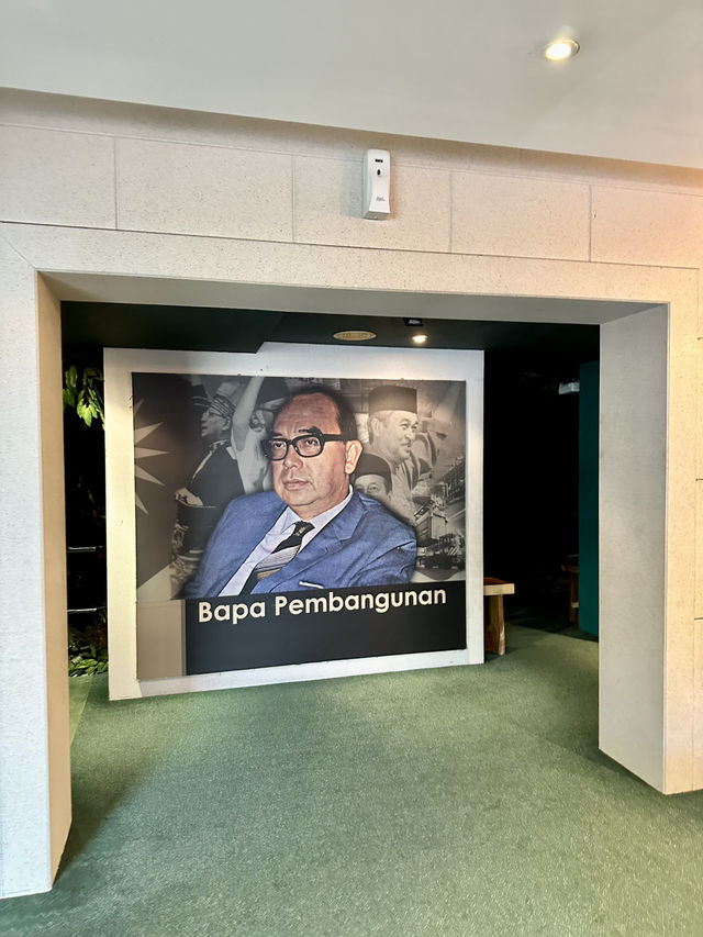 🕊️ Legacy in Silence — A Visit to Memorial Tun Abdul Razak