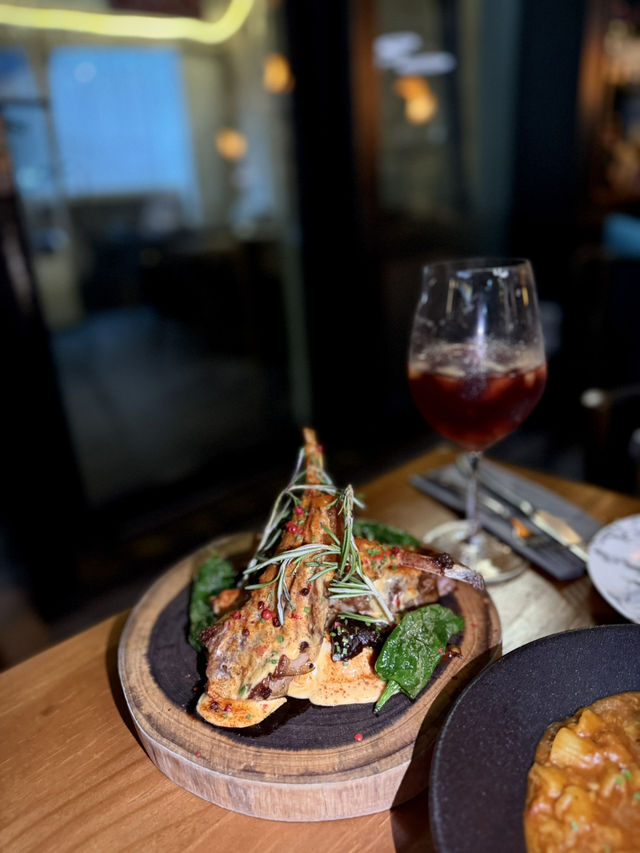 銅鑼灣浪漫有情調西班牙菜🇪🇸🍴 來小酌一杯吧🍸✨ 