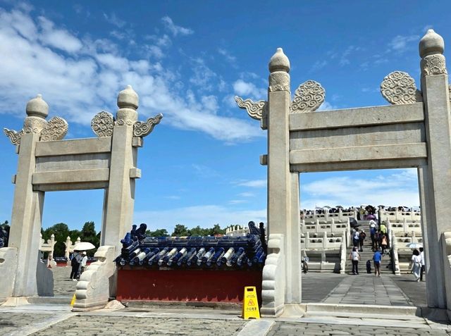 Ascend into the heavens : Temple of Heaven Park Ascend into the heavens : Temple of Heaven Park