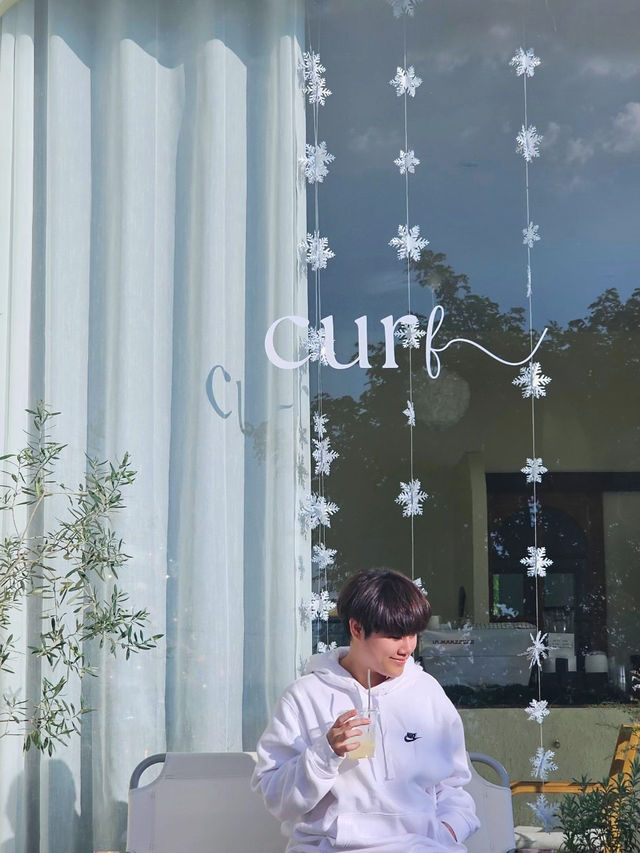 📍Curf Cafe