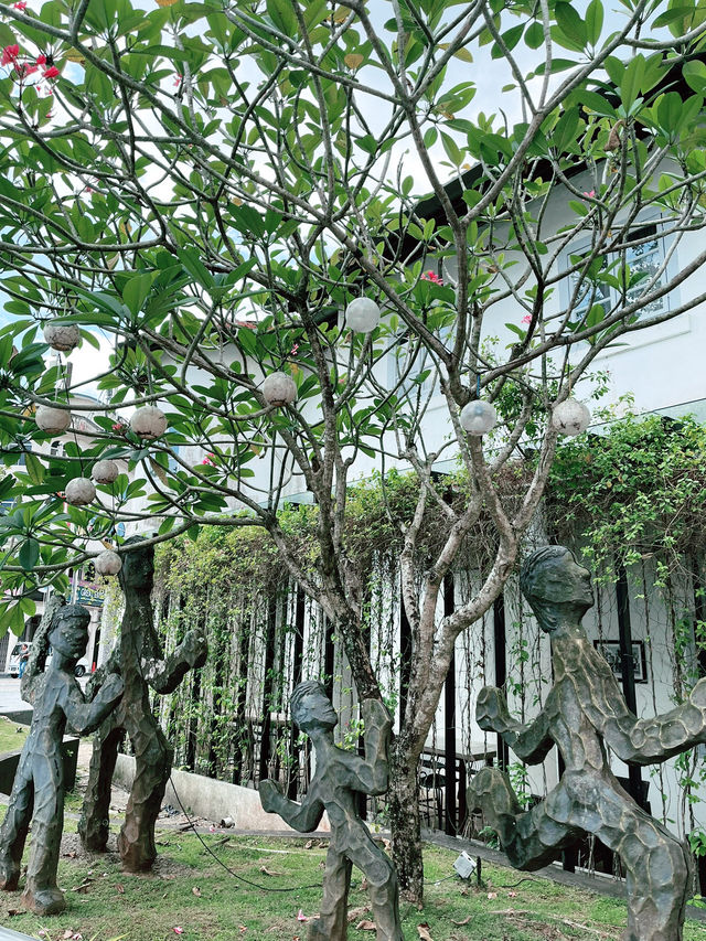 The Ranee Museum & Old Courthouse: Kuching’s Historic Landmark 