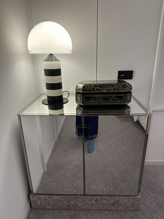🏨 Mondrian Hong Kong(モンドリアン香港) 🏨 Mondrian Hong Kong(モンドリアン香港)