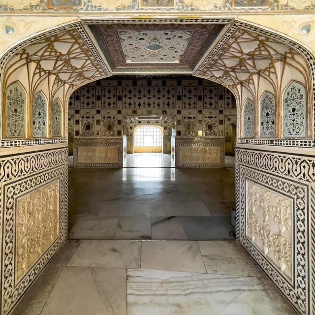 Sheesh Mahal The Glittering Palace of Jaipur 