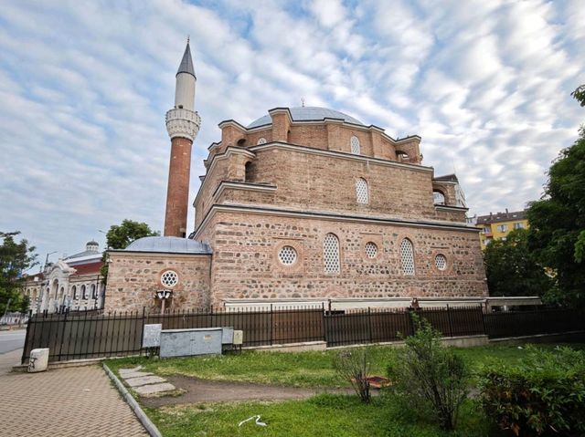 索菲亞目前唯一一座仍在使用的清真寺#班亞巴什清真寺 (Banya Bashi Mosque)-Sofia Bulgaria