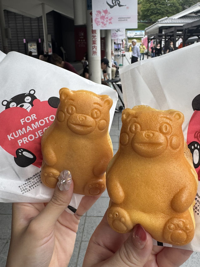 くまモンの人形焼と馬肉メンチカツ♡