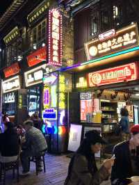 Kunming Night : Chill Lights & Cool Vibes