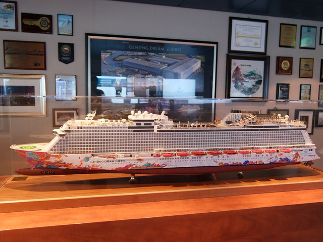 Genting Dream Cruise: A Peek into the Captain’s World 🚢✨