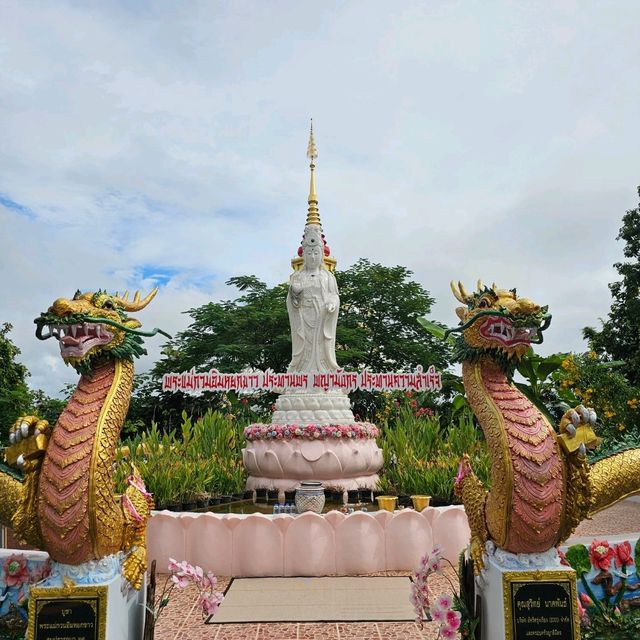 🪷ไหว้พระ วัดพระธาตุดอยสะเก็ด เชียงใหม่ 🪷 🪷ไหว้พระ วัดพระธาตุดอยสะเก็ด เชียงใหม่ 🪷