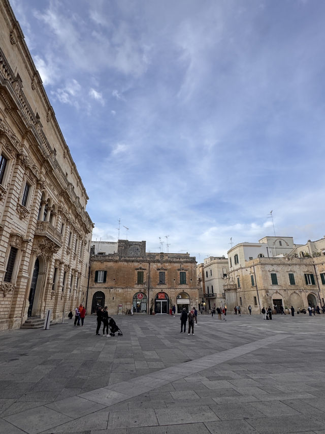 레체의 골목길 산책 레체의 골목길 산책