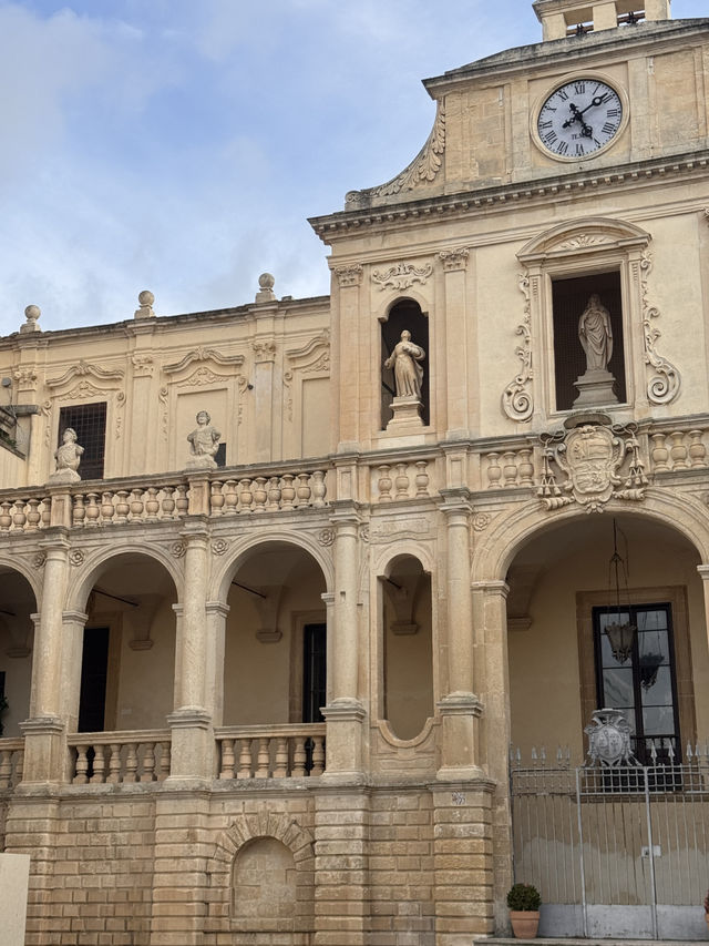 레체의 골목길 산책 레체의 골목길 산책