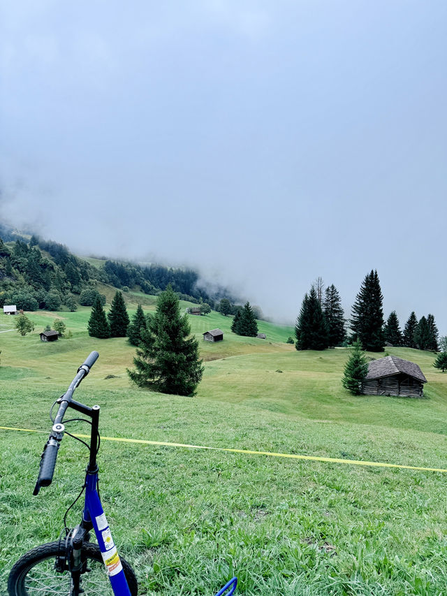 Swiss Alpine Escape🚲 Swiss Alpine Escape🚲