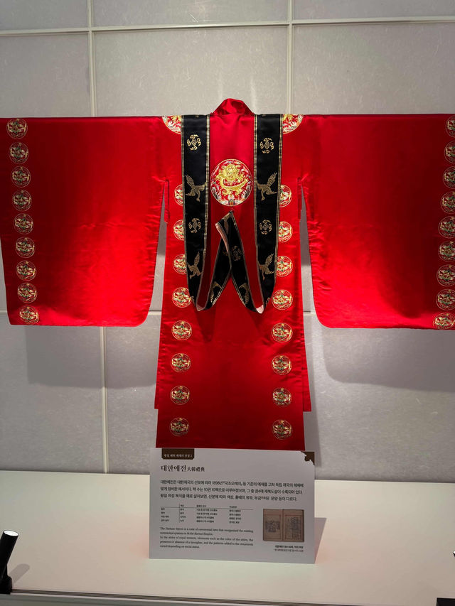 Sunny City Walk🌞 Sunny City Walk🌞