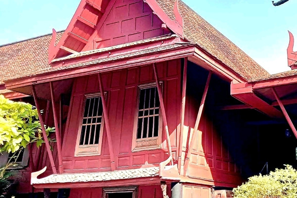 ジム・トンプソンの家博物館（Jim Thompson House Museum） タイの心を