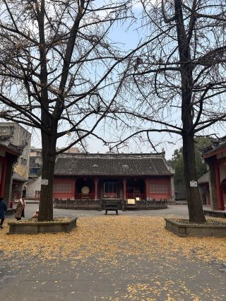 Guanghan's hidden pavillon 