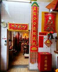 Hidden Temples & Quiet Vibes: My Wu Lei Gong Escape in Bukit Batok 🏮✨