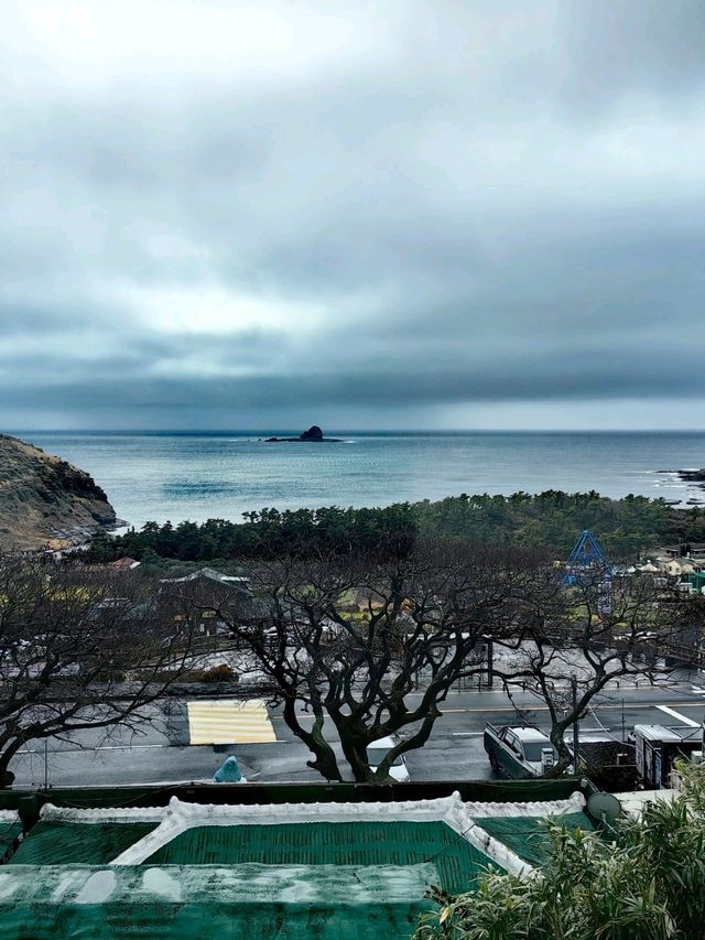 Tranquil Sanbangsan Yaksayeore