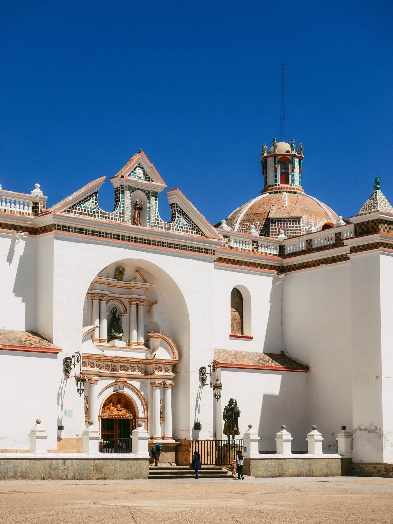 Church of Our Lady of Copacabana ⛪️🇧🇴