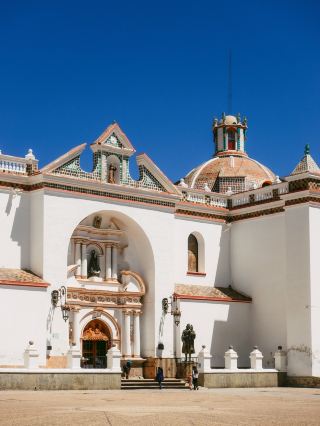 코파카바나의 성모 교회 ⛪️🇧🇴