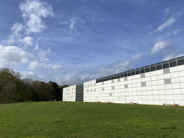 🏛️🗿 Sainsbury Centre Sculpture Area