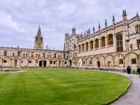Christ Church College: The Crown Jewel of Oxford! 🏰