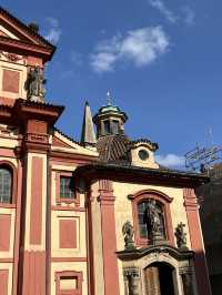 🇨🇿 布拉格城堡：聖喬治聖殿（Bazilika Svatého Jiří）✝️