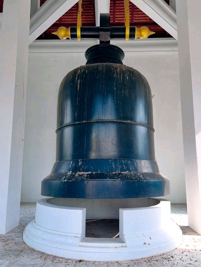 Wat Phra That Doi Leng — Sacred Heights of Long, Phrae