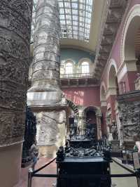 V&A Museum ⭐️⭐️⭐️⭐️⭐️ An Inspiring Treasure Trove of Art and Design!