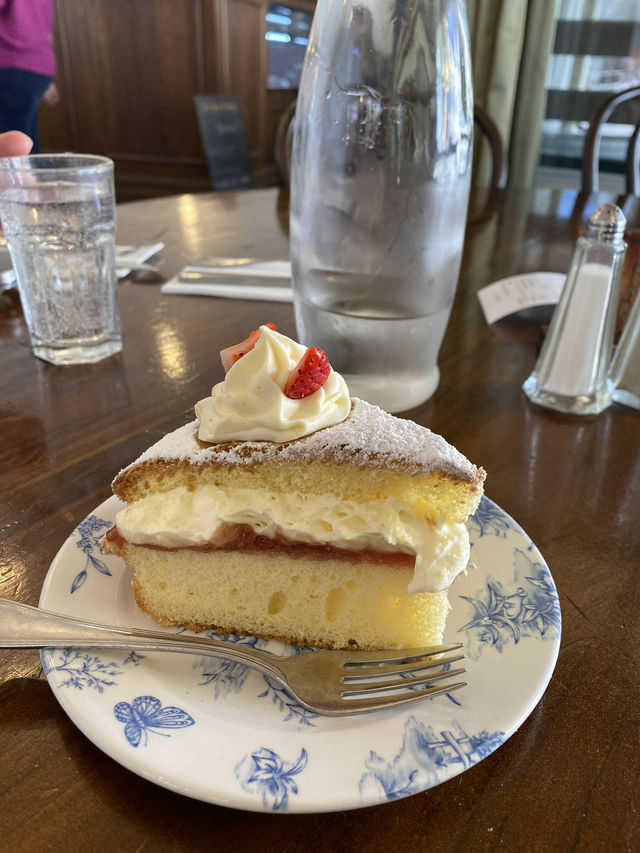 【オーストラリア・バララット】19世紀の香りが漂うカフェ「New York Bakery」🥧☕✨ 【オーストラリア・バララット】19世紀の香りが漂うカフェ「New York Bakery」🥧☕✨