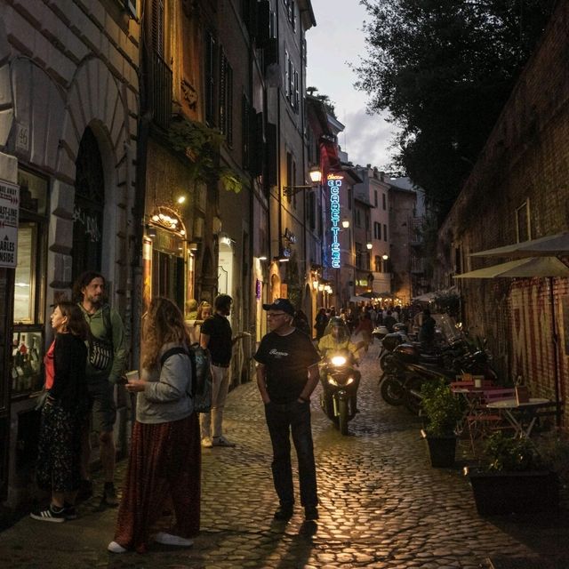 Roman Nights – Barlife in the Eternal City 🍷🌃