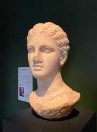 "Antique and cultural heritage: Explore the unique charm of the Getty Villa Museum!"