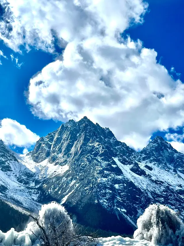 I heard that the snow mountains in Bipenggully, West Sichuan, can heal everything